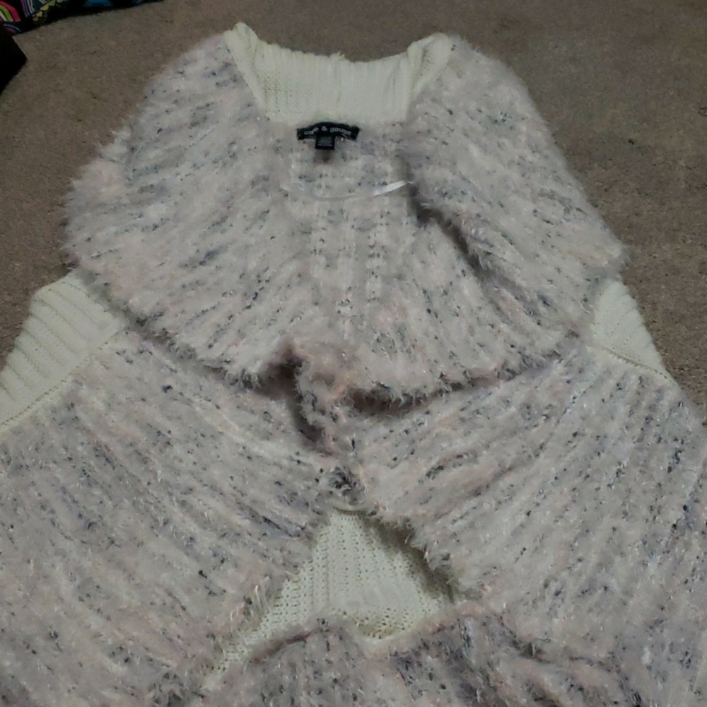 Shawl sleeveless NWOT large